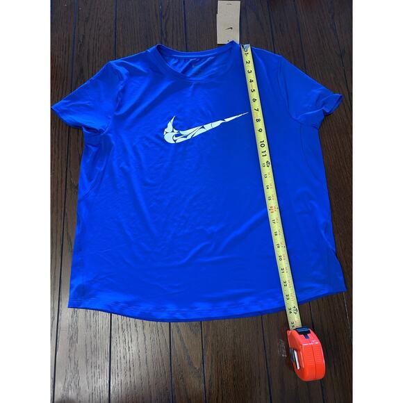 Nike Women’s Athletic Dri Fit Workout Royal Blue T-Shirt - Size Large - Picture 6 of 8